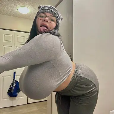 Profile image of Roslyn Ramirez
