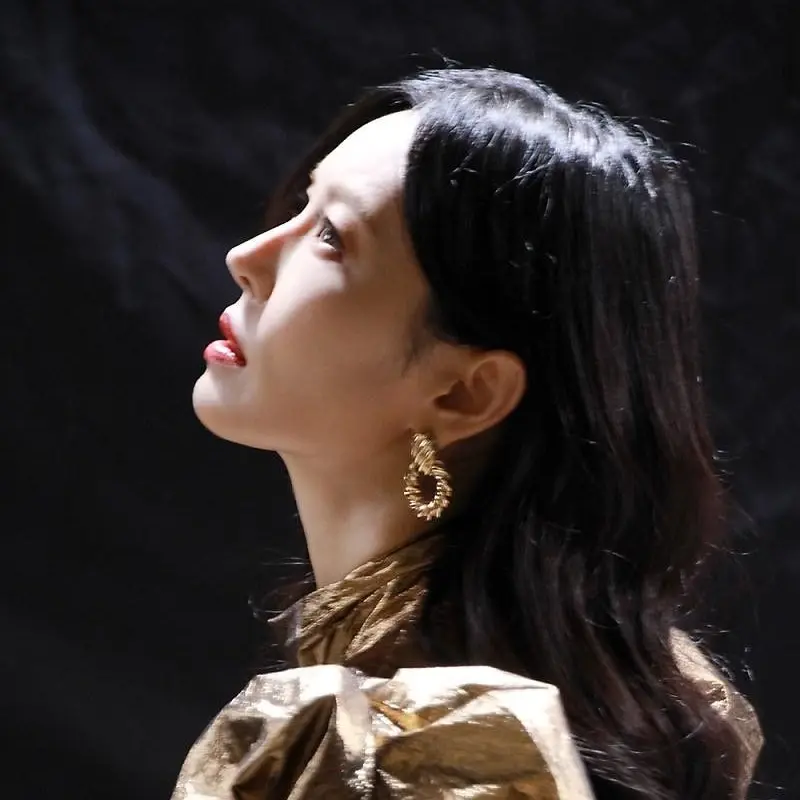 Kami의 천서진