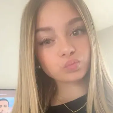 Profile image of Polina