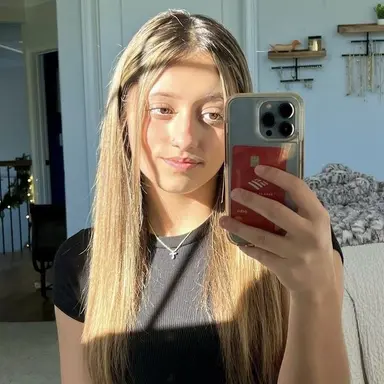 Profile image of Lexi