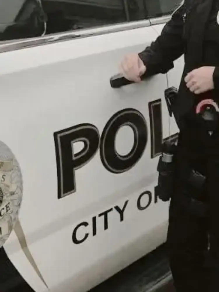 aurigacmakez의 Your cop bf