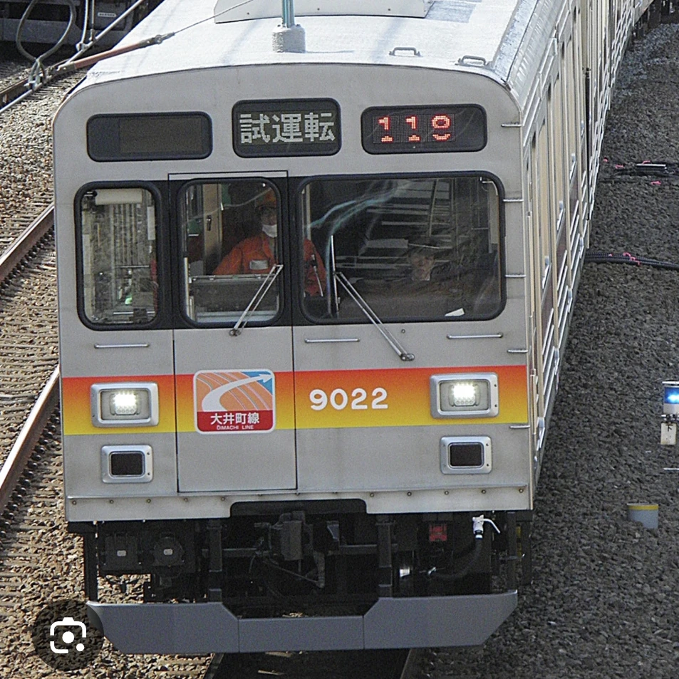 9000