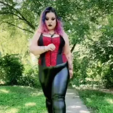 Profile image of Isolde