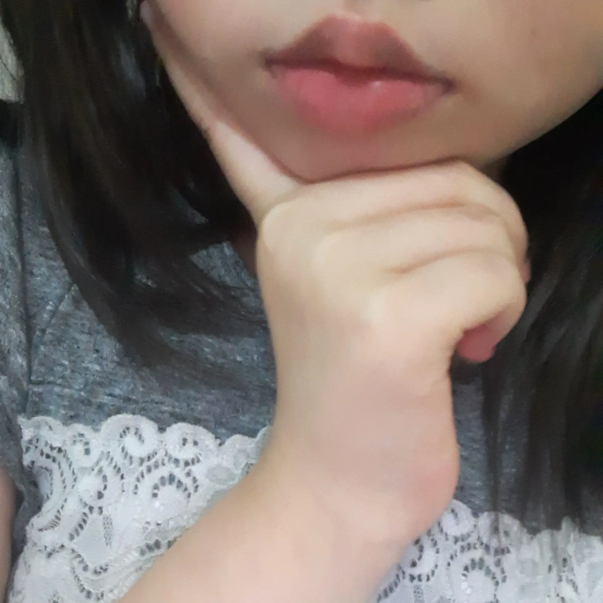 AngstyElk4908의 비맞고 있는 어린이