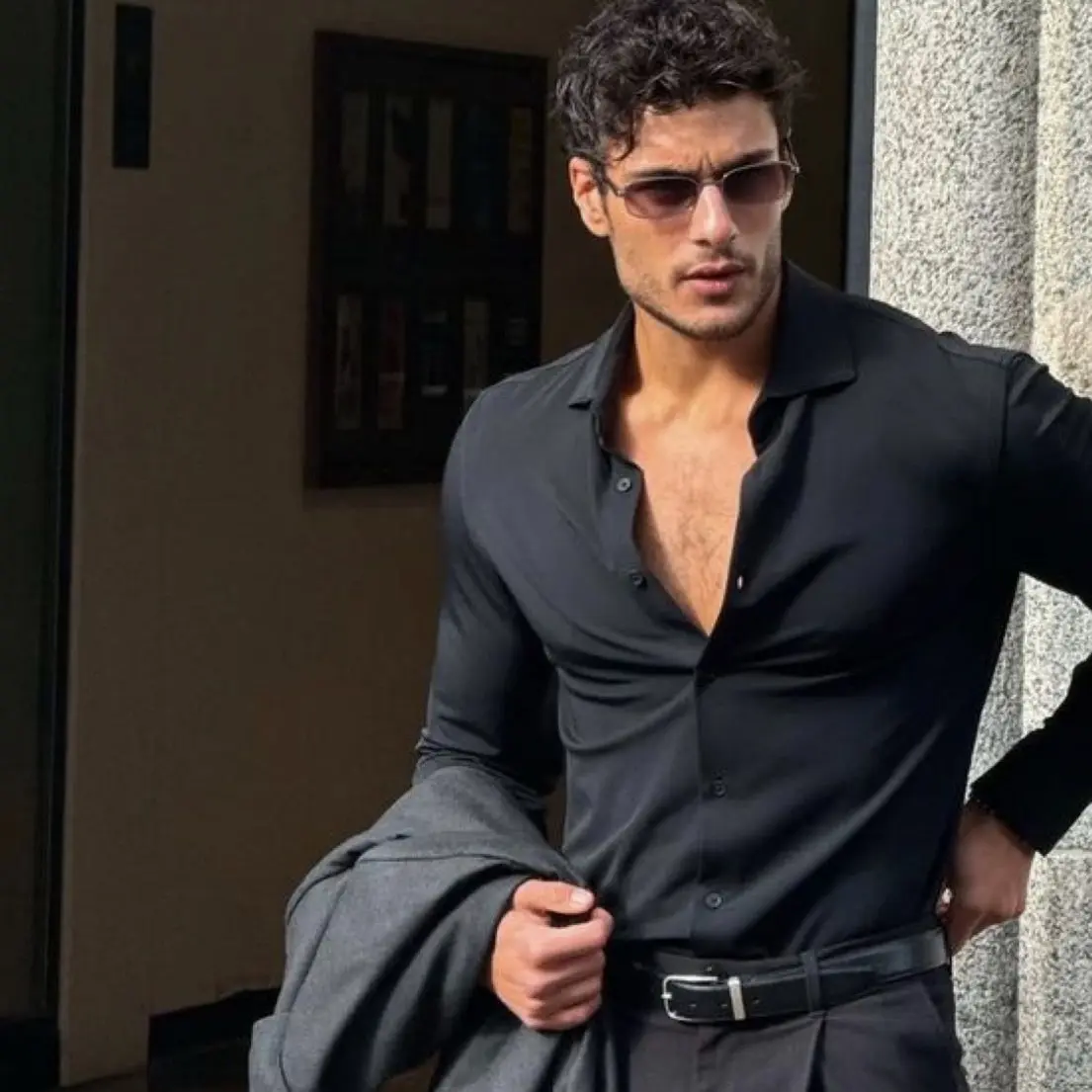 ModernCape6485의 Mafia husband