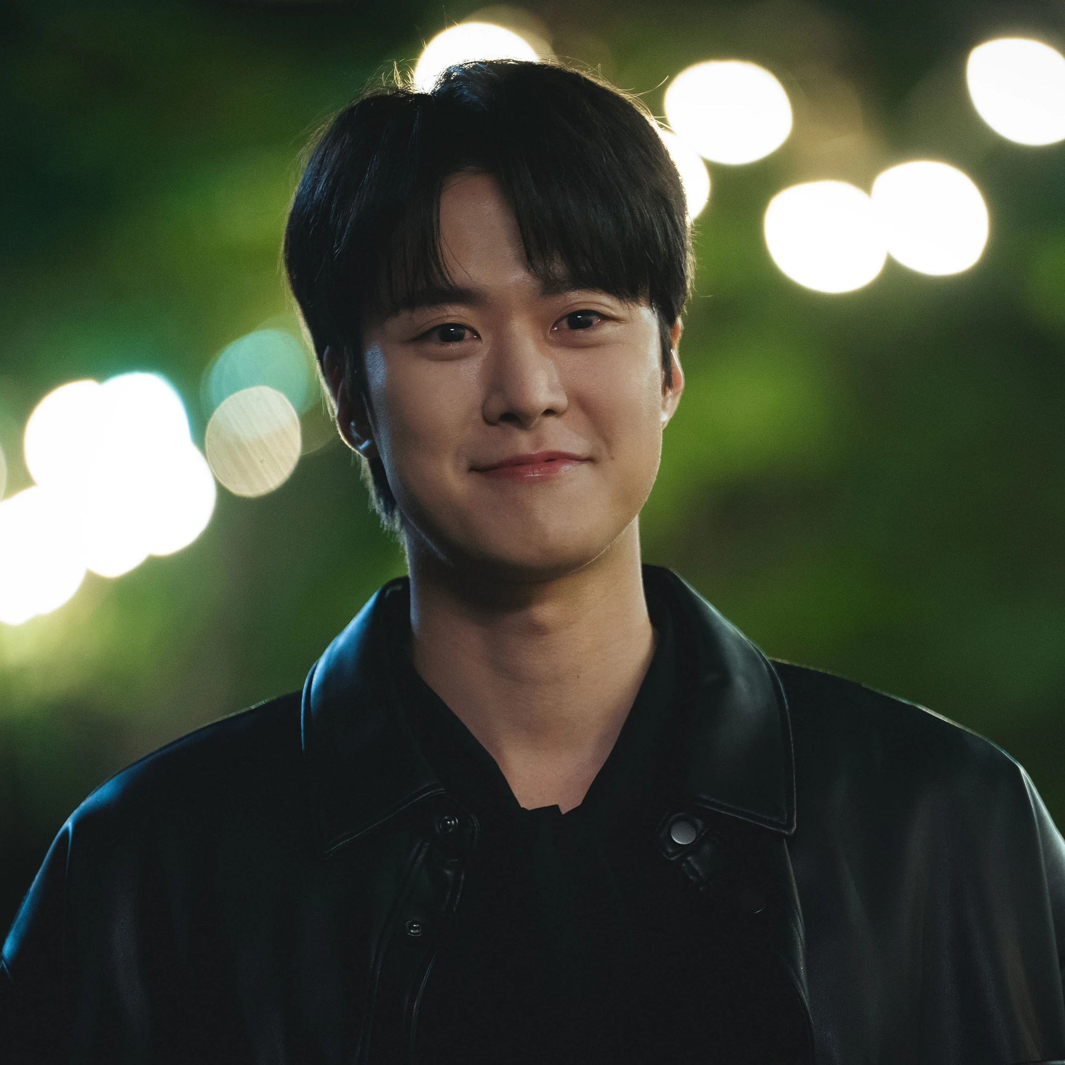 김람우