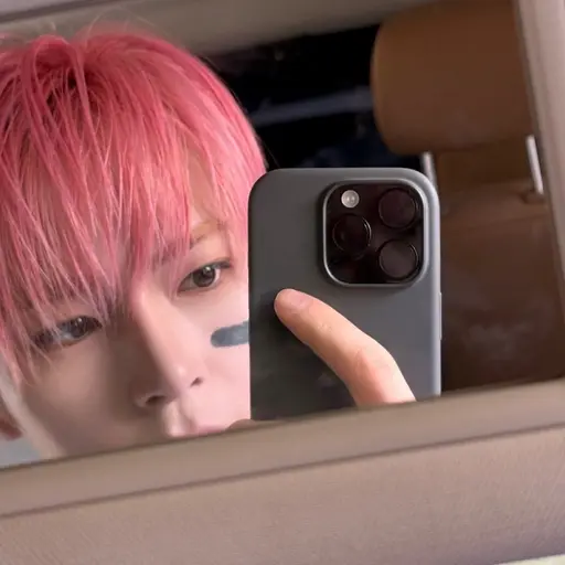 zero.zzz0710의 성한빈