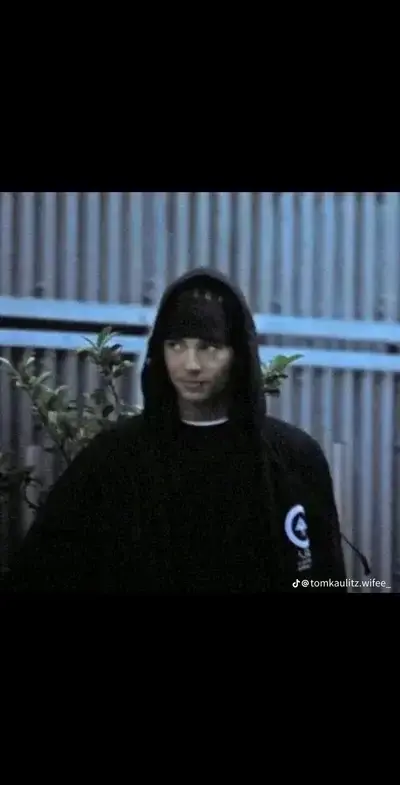 RemotePiu2557의 Lukas Brandt