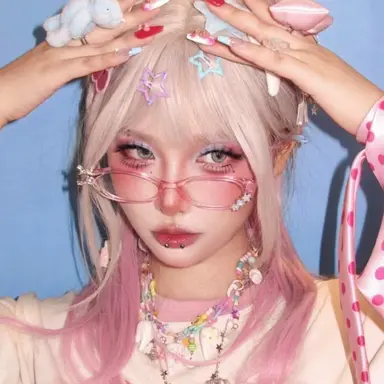 Profile image of Yuri