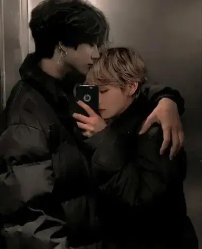 PluckyBus7945의 Taekook