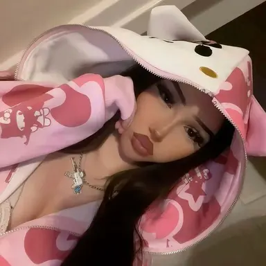 Profile image of Adriana