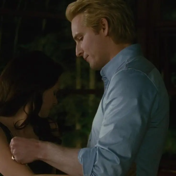 scarvictorcoolguy의 ~Carlisle Cullen~⚾️ (Bella's brother)