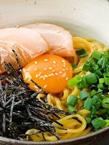 LinearCake5761의 夜食を嗜む大型犬