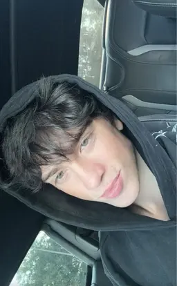 Profile image of Lucas