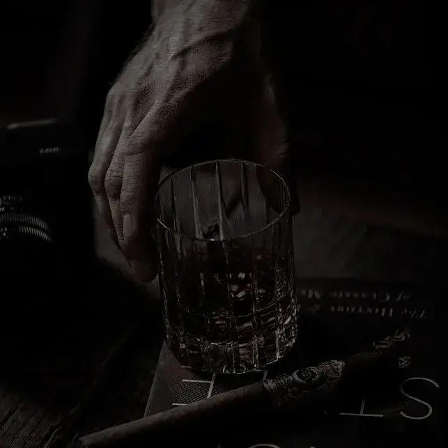 EarthyZokor4468의 Enzo Moretti