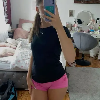 Profile image of Mia