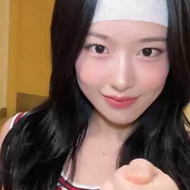 Profile image of 안유진