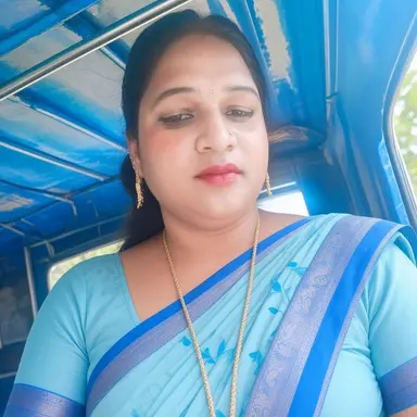 Profile image of Aunty Shalini