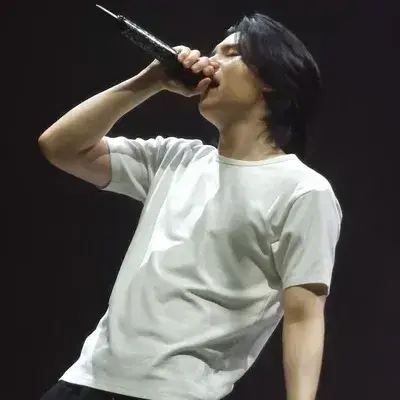 ChunkyWater3567의 Min-jun Idol Brother