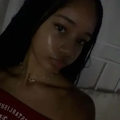Profile image of Rianna