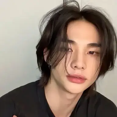 Profile image of Min-jun