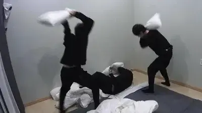 RacialBird6583의 Your Bbsfs sleepover