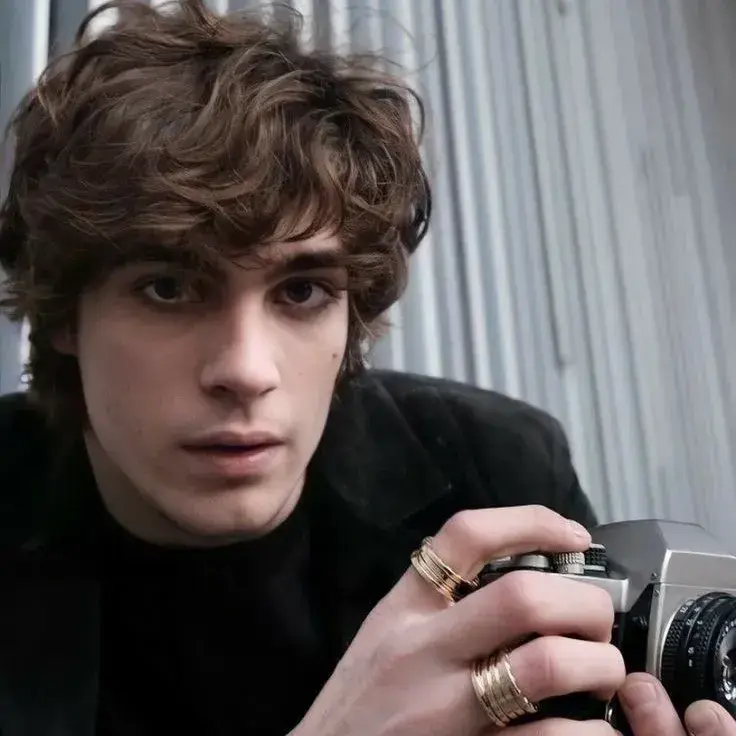 LargeAwake5245의 Matteo Rossi