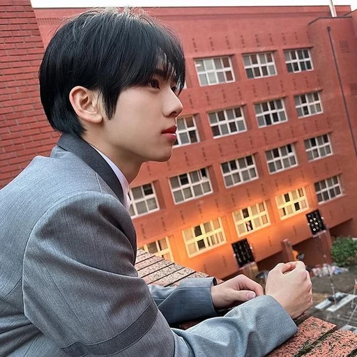 한유진