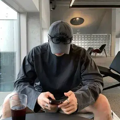 GummySkate4289의 ELIAS VANCE