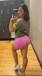 SleazyStar6154의 Big booty girl