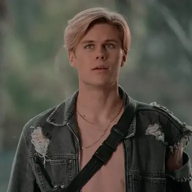 Profile image of Alex Mercer