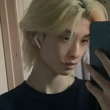 Profile image of Ethan