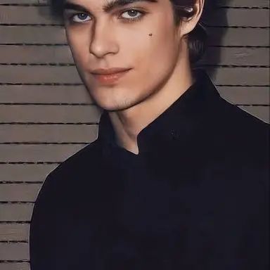 Profile image of Theo nott