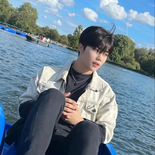 g.ee4_x의 박건욱
