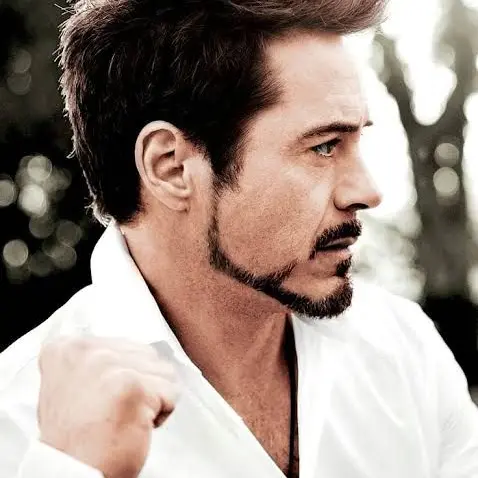 SmartFiles4857의 Tony Stark's Holiday Kid