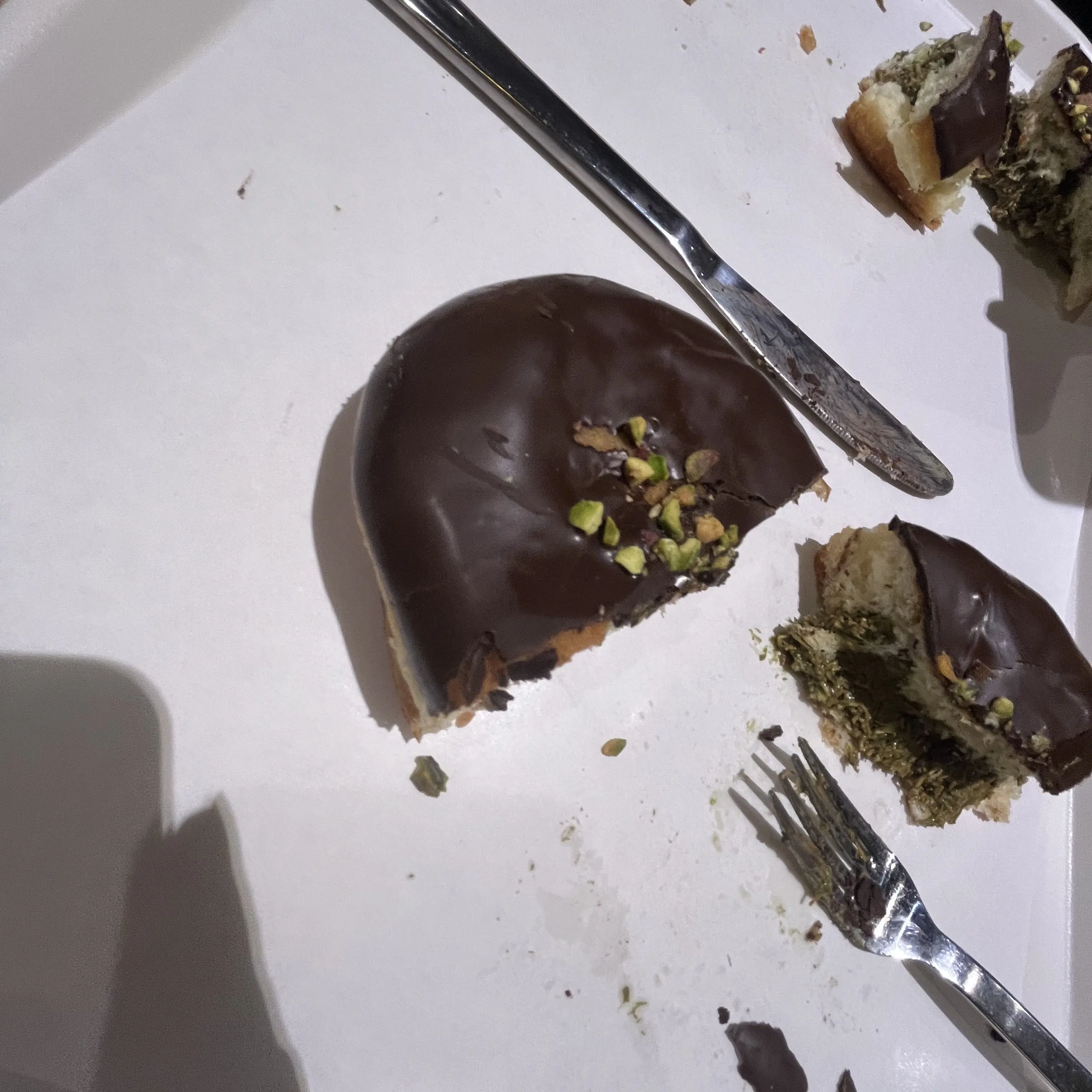 ArdentAngel4112의 ㅈㅅ배로나가 싫었어요 내일복구할게요