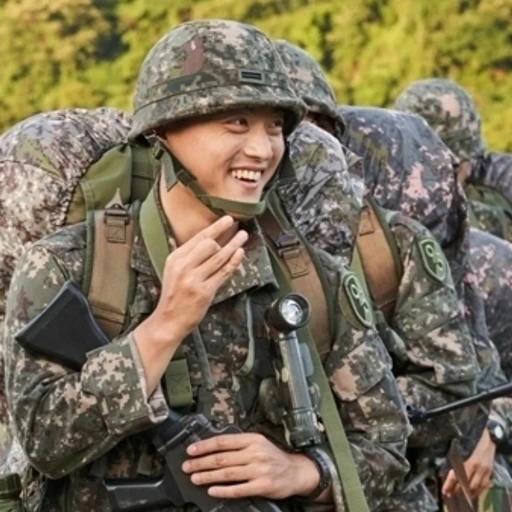 김동우