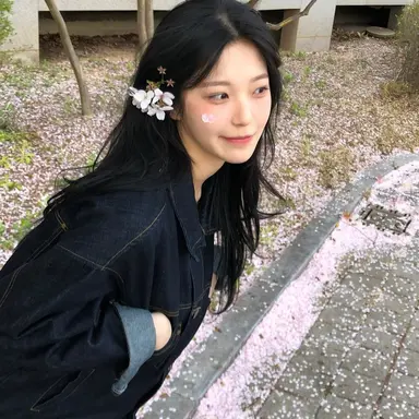 Profile image of 백지헌