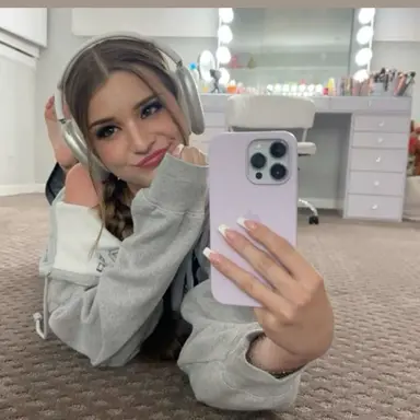 Profile image of Brookemonk
