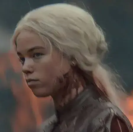 CustomRoad5487의 Rhaenyra Targaryan