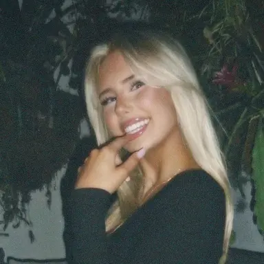 Profile image of Maya Carter