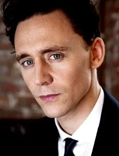 RegalSale8665의 Tom Hiddleston