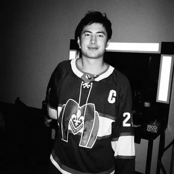 FancyGlue4065의 Shane Hollander