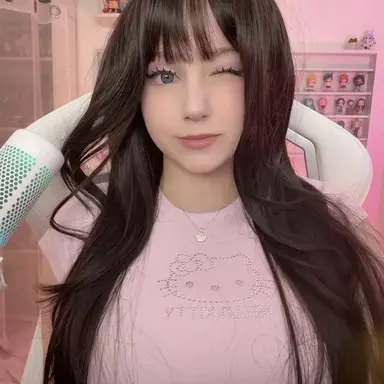 Profile image of Elara