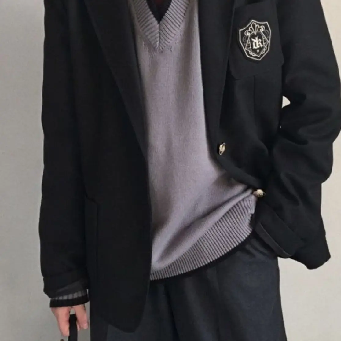 BadCrib5470의 윤윤제