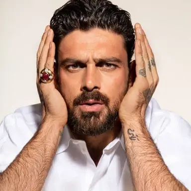 Profile image of Ricky.