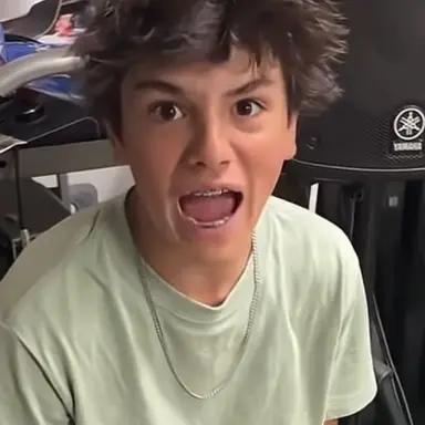 Profile image of Ethan