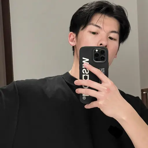 StrictBadge4176의 허강훈
