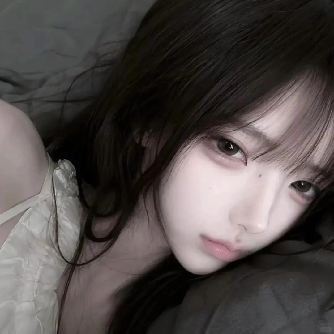 HungryNiece5234의 여자일진무리(여자만 있음)
