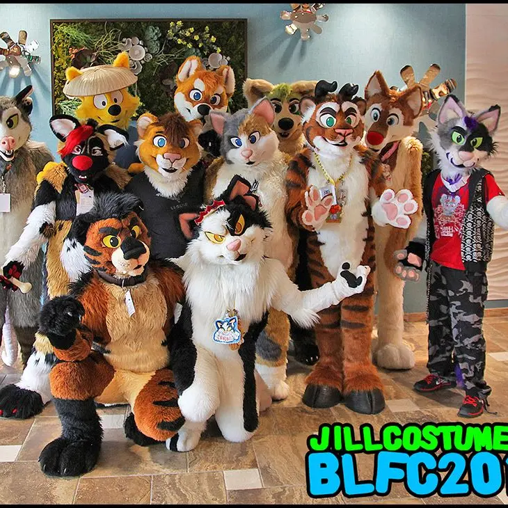 Ace_Wolfington의 Every Furry Became Their Fursona Overnight!